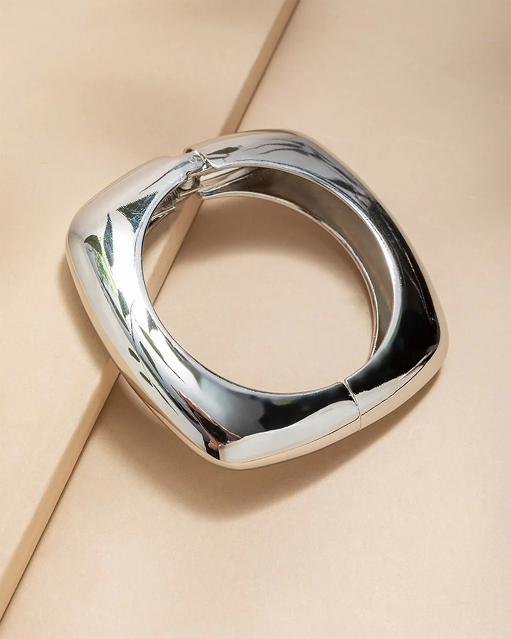 Women's Metal Kara - Silver