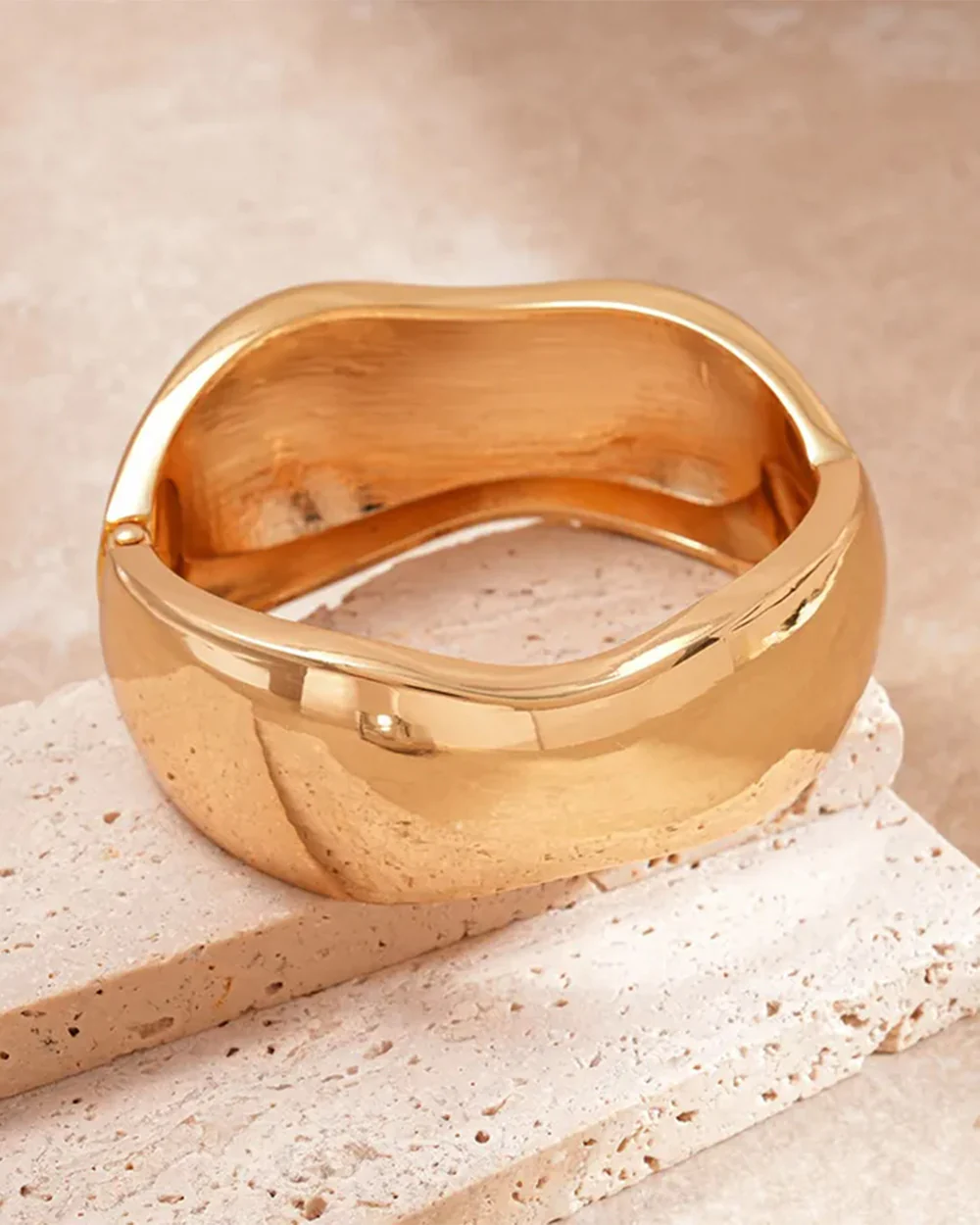 Women's Metal Kara - Golden