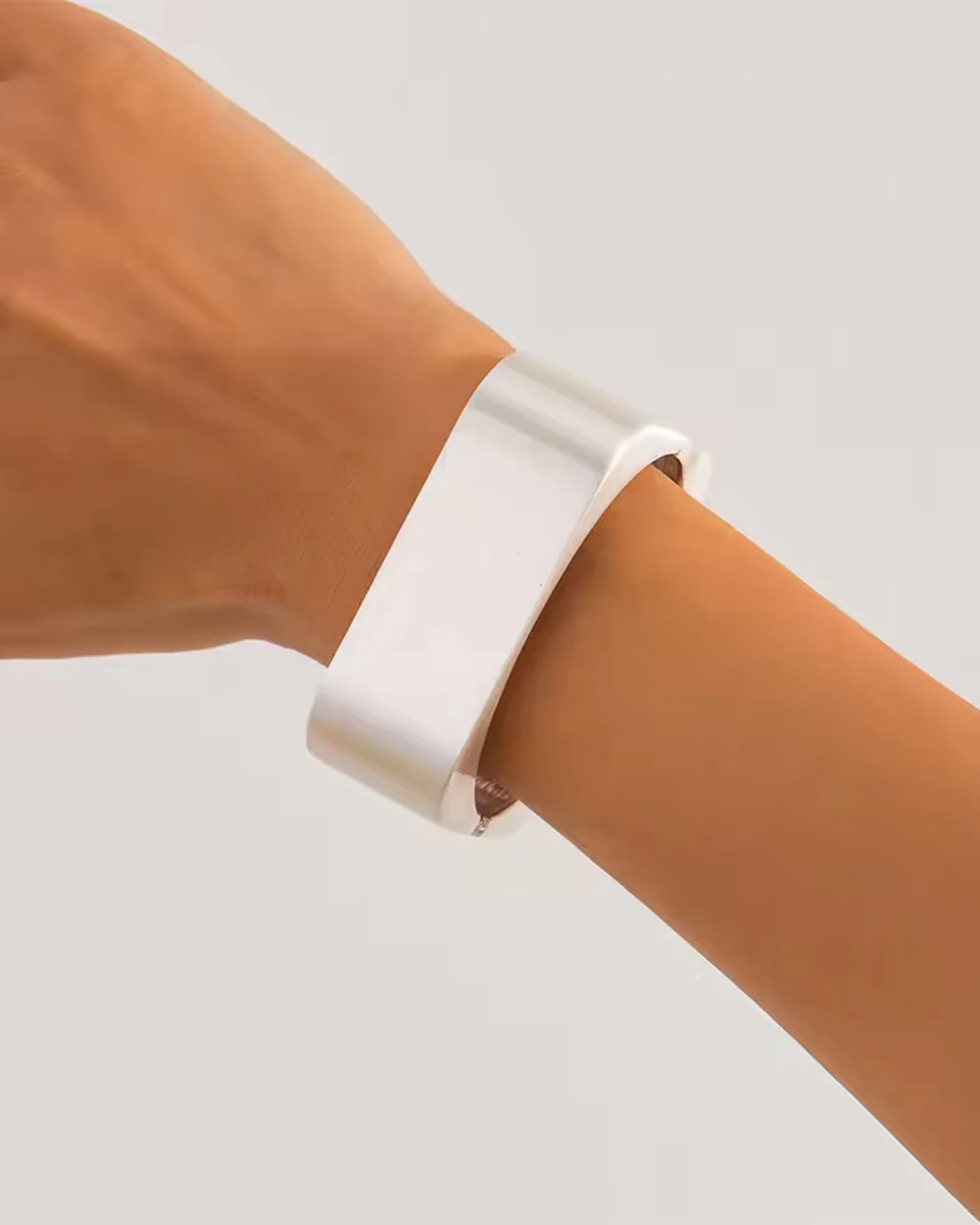 Women's Metal Kara - Silver