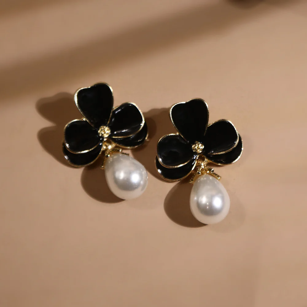 Women's Earring