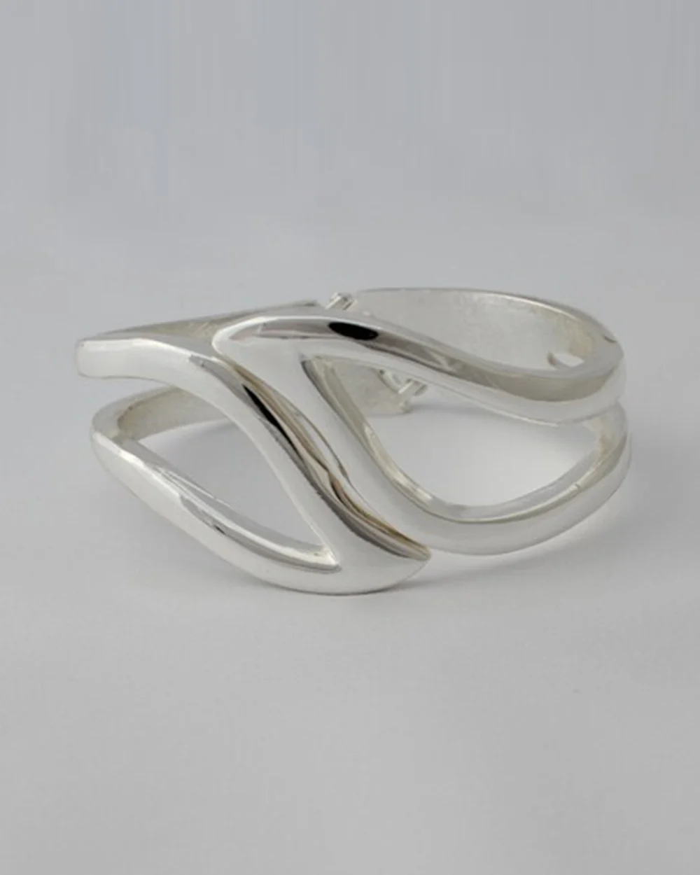 Women's Metal Kara - Silver